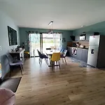 Casa de Férias Charmante Maison Happyweek Jean De Monts, 8 Pers à 2km De La Mer, Avec Piscine Et Jacuzzi *
