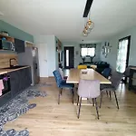 Casa vacanze Charmante Maison Happyweek Jean De Monts, 8 Pers à 2km De La Mer, Avec Piscine Et Jacuzzi Saint-Jean-de-Monts