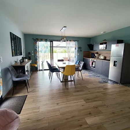 Casa vacanze Charmante Maison Happyweek Jean De Monts, 8 Pers à 2km De La Mer, Avec Piscine Et Jacuzzi *